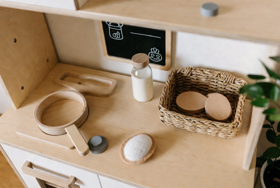 Pretend play kitchen: where to start