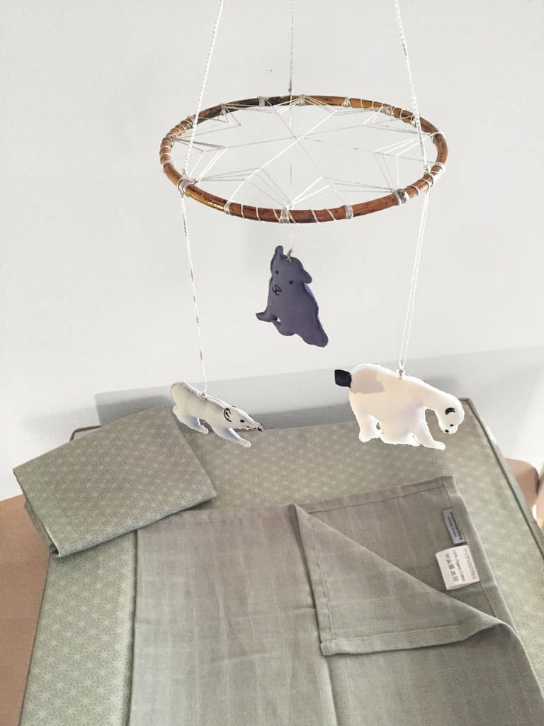 Kids' Black and Gray Apron 4